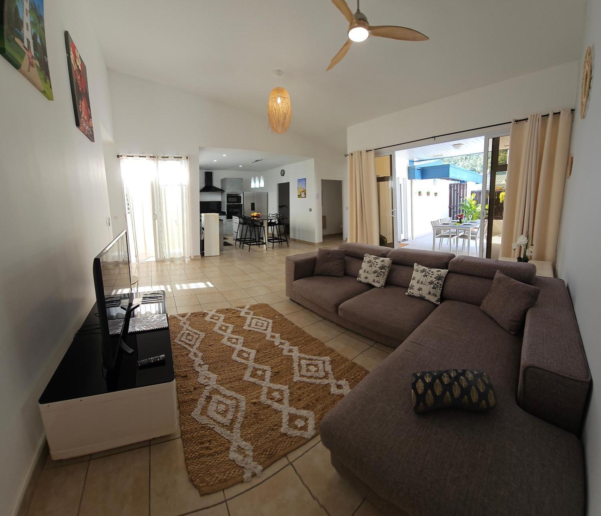 Cozy House In A Private Complex Villa Paea Exteriör bild